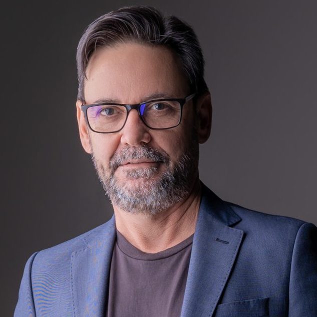 Refletindo: Será que o Amor é a Maior Força que&nbsp;Existe?